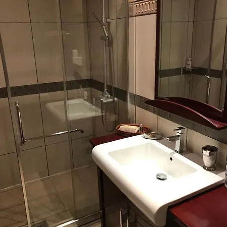 Panzió Chateau De Belle Poule Les Ponts-de-Cé