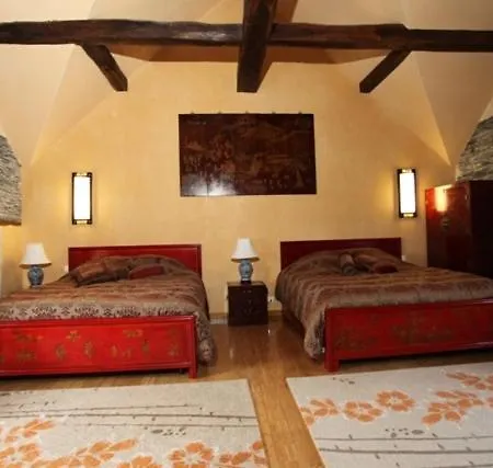 Chateau De Belle Poule Frühstückspension Les Ponts-de-Cé