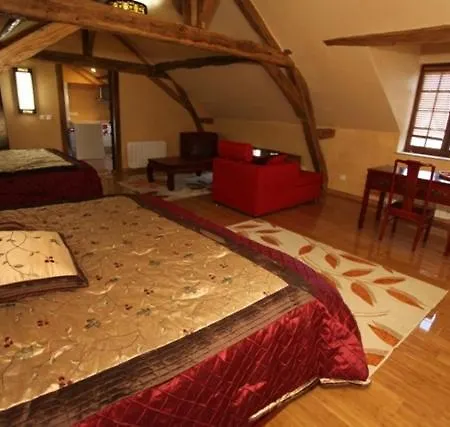 Bed & Breakfast Chateau De Belle Poule 3*