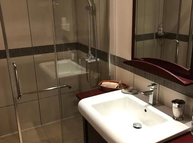 Bed & Breakfast Chateau De Belle Poule Les Ponts-de-Ce