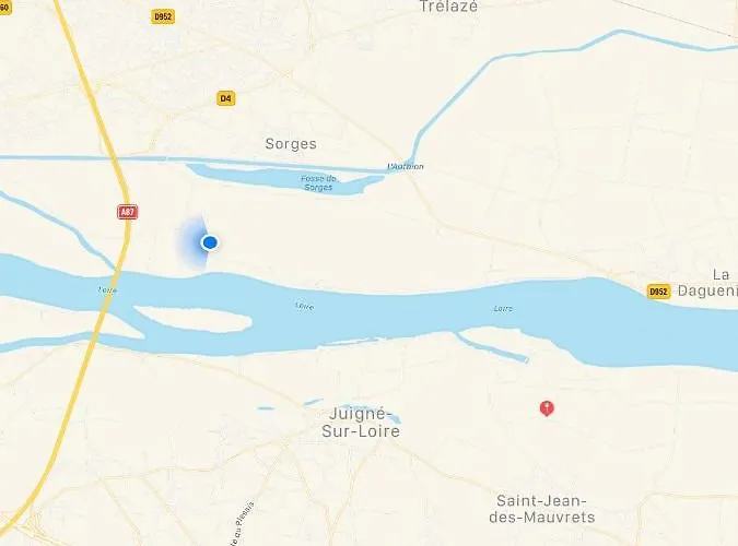 Bed & Breakfast Chateau De Belle Poule Les Ponts-de-Cé