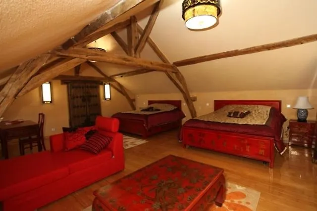 Chateau De Belle Poule Bed & Breakfast